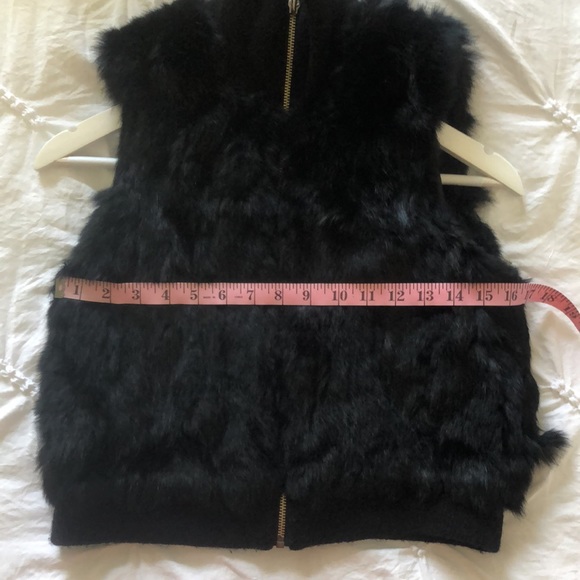 Girls Fur Front Zip Vest - Picture 6 of 7